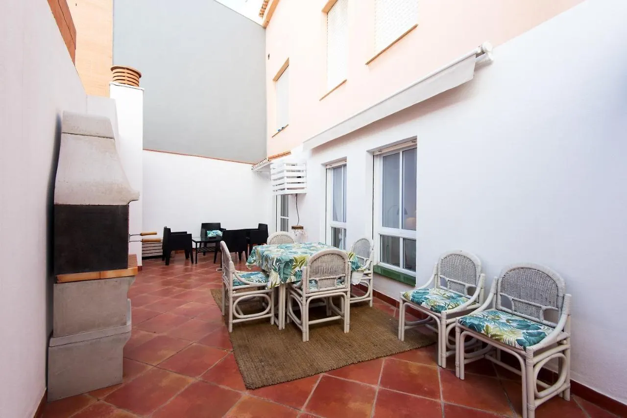 Center Location & Parking Free Apartment With Largeterrace & Bbq Malaga