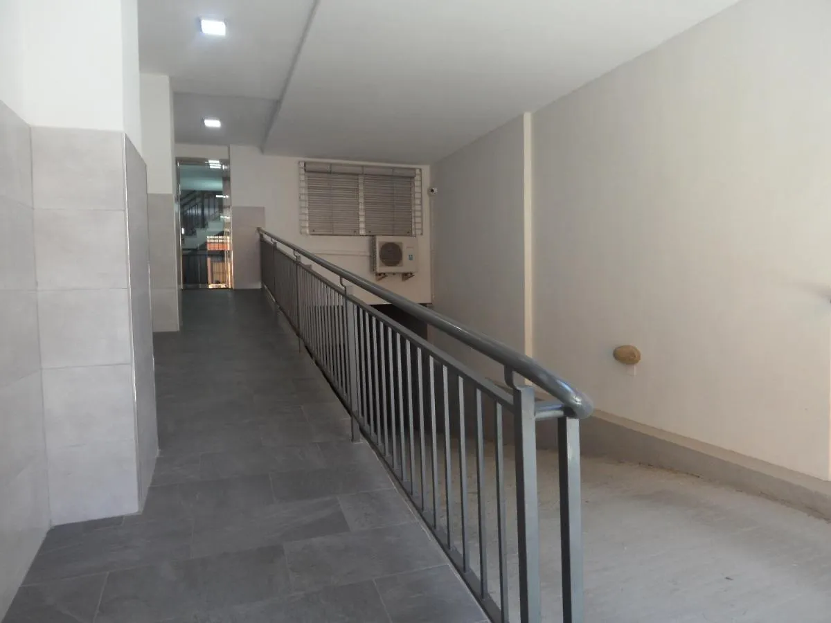 Center Location & Parking Free Apartment With Largeterrace & Bbq Malaga
